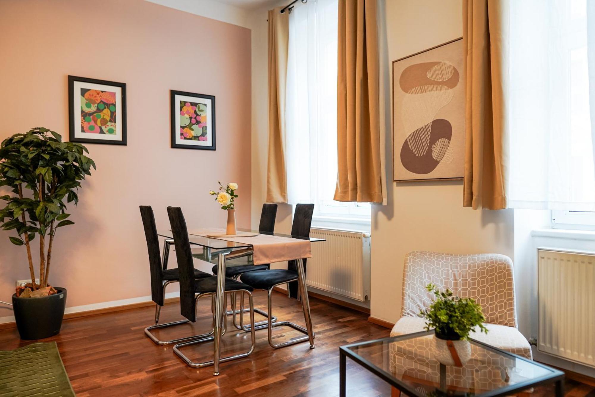 Margarete Family Stay Vienna Luaran gambar